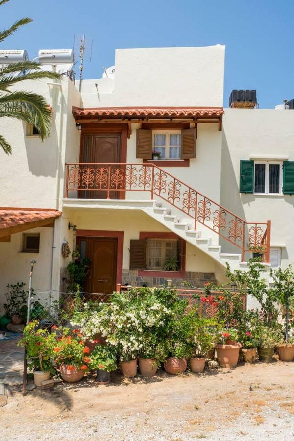Thea Apartment Istro Exterior photo
